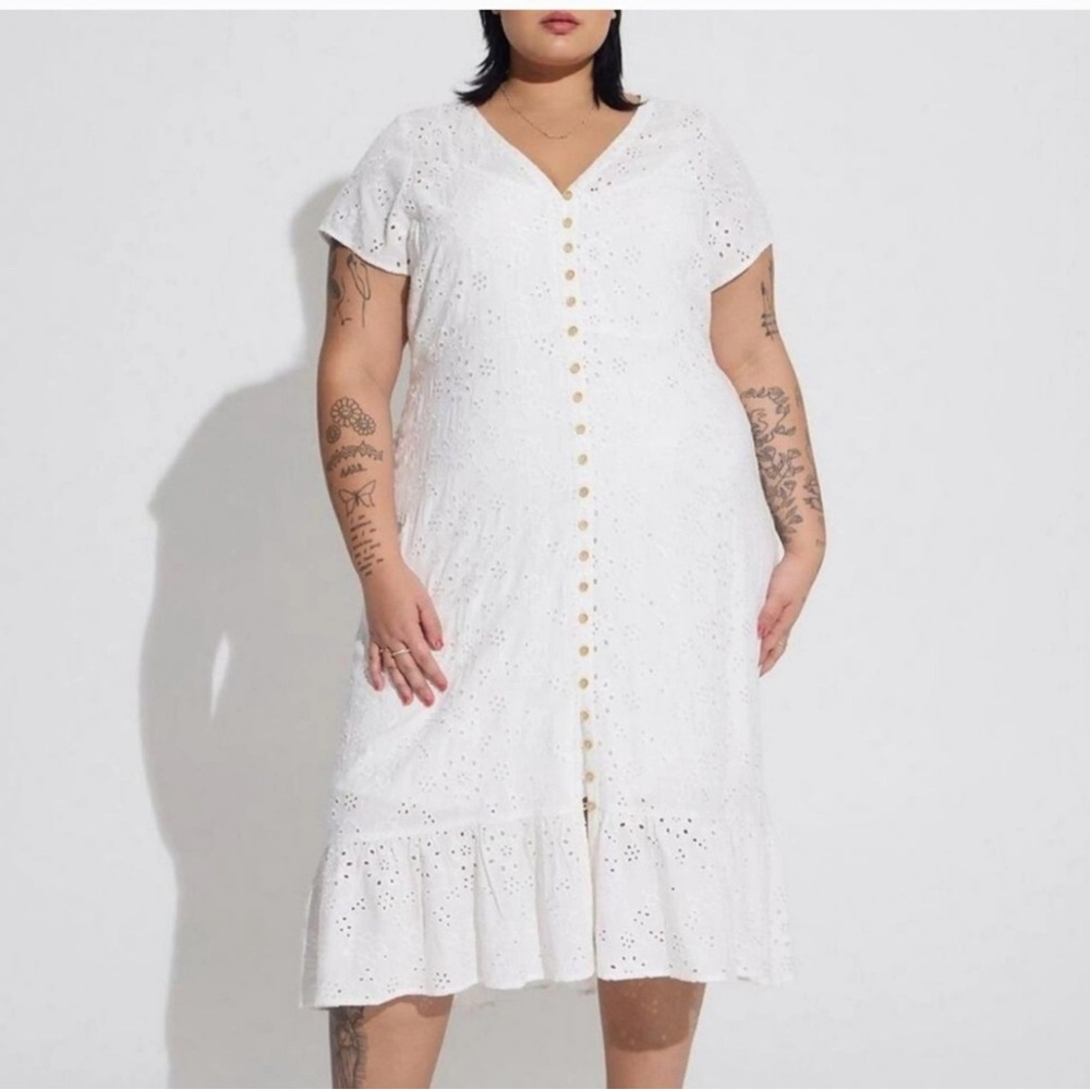 NWT Torrid White Eyelet Midi Dress, 2X